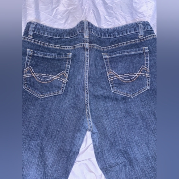 Mossimo Supply Co. Denim Straight-Leg Jeans in Blue - Picture 2 of 4